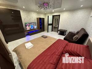 1-к квартира, посуточно, 50м2, 4/9 этаж