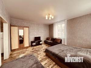 1-к квартира, посуточно, 35м2, 1/1 этаж