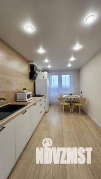 1-к квартира, посуточно, 42м2, 7/10 этаж