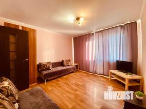 2-к квартира, посуточно, 60м2, 1/1 этаж