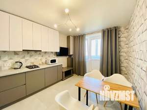 1-к квартира, посуточно, 40м2, 9/10 этаж