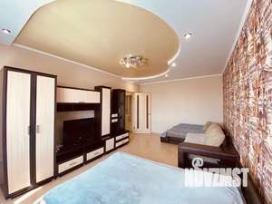 1-к квартира, посуточно, 40м2, 8/9 этаж