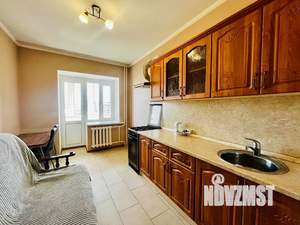 1-к квартира, посуточно, 35м2, 4/7 этаж