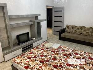 1-к квартира, посуточно, 42м2, 1/1 этаж