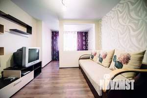 1-к квартира, посуточно, 50м2, 1/1 этаж