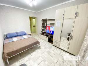 1-к квартира, посуточно, 33м2, 4/9 этаж