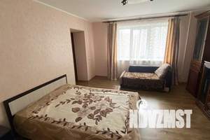 1-к квартира, посуточно, 41м2, 7/14 этаж