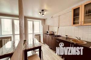 1-к квартира, посуточно, 35м2, 4/9 этаж