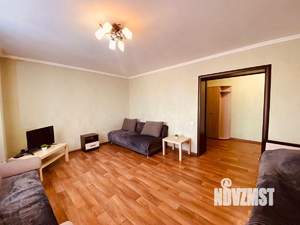2-к квартира, посуточно, 60м2, 1/1 этаж