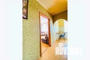 1-к квартира, посуточно, 30м2, 1/2 этаж