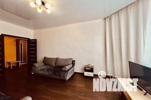 1-к квартира, посуточно, 40м2, 7/9 этаж