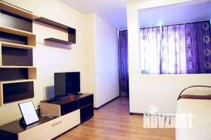 1-к квартира, посуточно, 50м2, 1/1 этаж