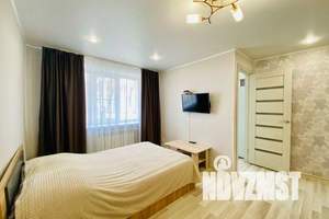 1-к квартира, посуточно, 40м2, 1/4 этаж