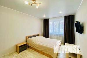 1-к квартира, посуточно, 40м2, 1/4 этаж
