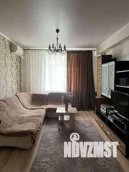 2-к квартира, посуточно, 60м2, 4/4 этаж