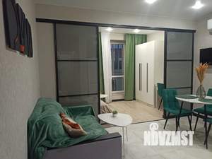 Студия квартира, посуточно, 30м2, 2/9 этаж