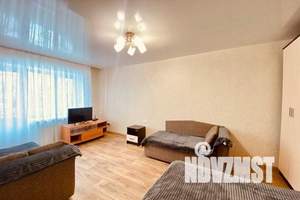 1-к квартира, посуточно, 35м2, 4/4 этаж