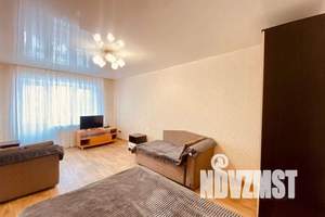 1-к квартира, посуточно, 35м2, 4/4 этаж