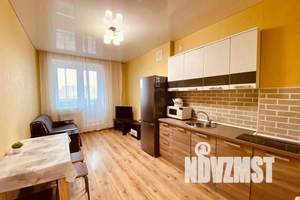 1-к квартира, посуточно, 40м2, 7/16 этаж