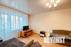 1-к квартира, посуточно, 35м2, 4/4 этаж