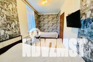 2-к квартира, посуточно, 50м2, 1/2 этаж