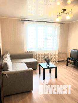 1-к квартира, посуточно, 43м2, 10/10 этаж