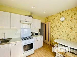 1-к квартира, посуточно, 40м2, 8/9 этаж
