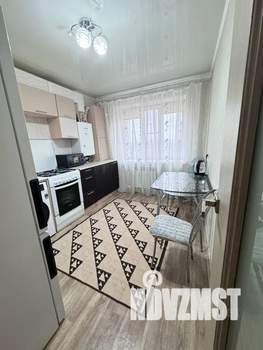 1-к квартира, посуточно, 32м2, 4/5 этаж