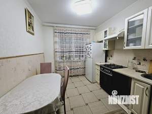3-к квартира, вторичка, 63м2, 8/10 этаж