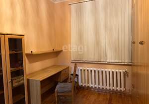 4-к квартира, вторичка, 102м2, 2/5 этаж