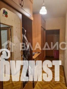 3-к квартира, вторичка, 64м2, 1/10 этаж