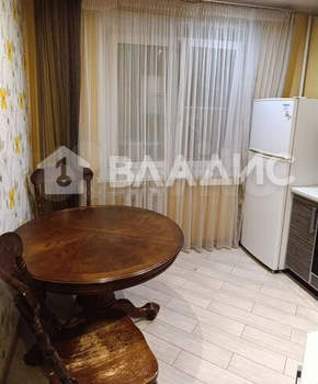 3-к квартира, вторичка, 65м2, 4/10 этаж
