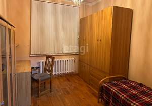 4-к квартира, вторичка, 102м2, 2/5 этаж