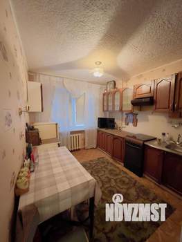 3-к квартира, вторичка, 64м2, 1/9 этаж