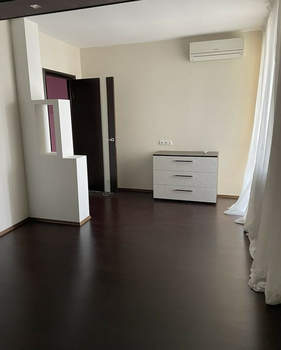 3-к квартира, вторичка, 82м2, 6/10 этаж