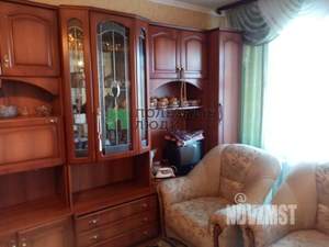 4-к квартира, вторичка, 61м2, 5/5 этаж