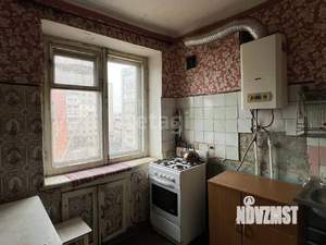 4-к квартира, вторичка, 61м2, 5/5 этаж