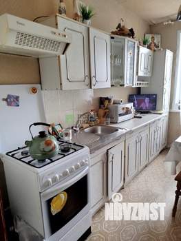 3-к квартира, вторичка, 58м2, 9/9 этаж