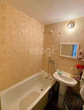 2-к квартира, вторичка, 47м2, 3/5 этаж