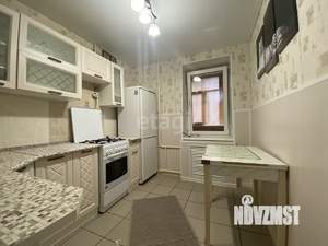 2-к квартира, вторичка, 47м2, 1/5 этаж