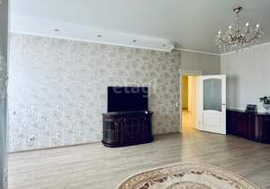 3-к квартира, вторичка, 125м2, 8/9 этаж