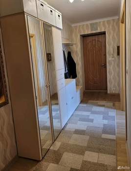 3-к квартира, вторичка, 64м2, 10/10 этаж
