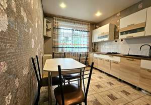 3-к квартира, вторичка, 63м2, 2/10 этаж