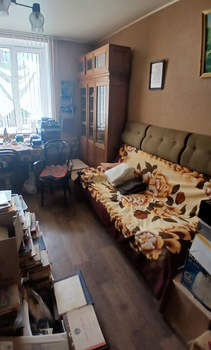 2-к квартира, вторичка, 38м2, 1/4 этаж