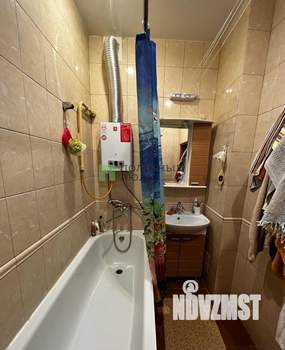 4-к квартира, вторичка, 100м2, 2/4 этаж