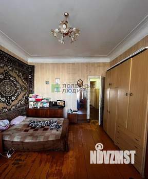4-к квартира, вторичка, 100м2, 2/4 этаж