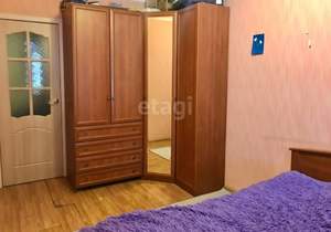 4-к квартира, вторичка, 61м2, 1/5 этаж