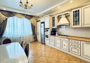 3-к квартира, вторичка, 125м2, 8/9 этаж