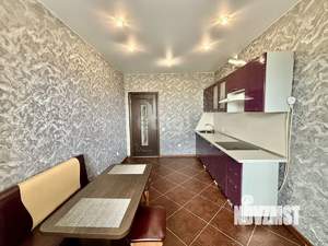 2-к квартира, вторичка, 65м2, 6/14 этаж