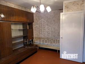 2-к квартира, вторичка, 42м2, 3/5 этаж